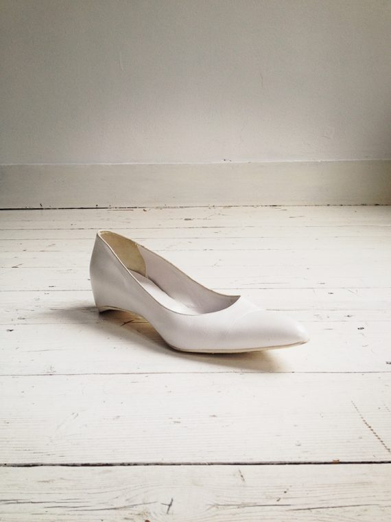 Maison Martin Margiela white pumps with missing heel 2000 2667 copy