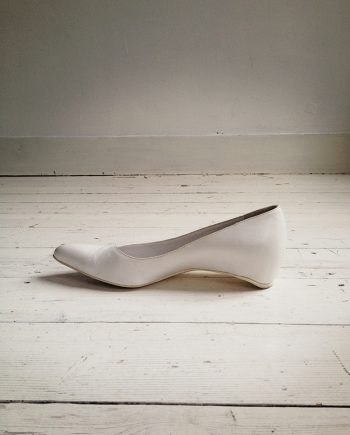 Maison Martin Margiela white heel-less pumps (38) — spring 2000