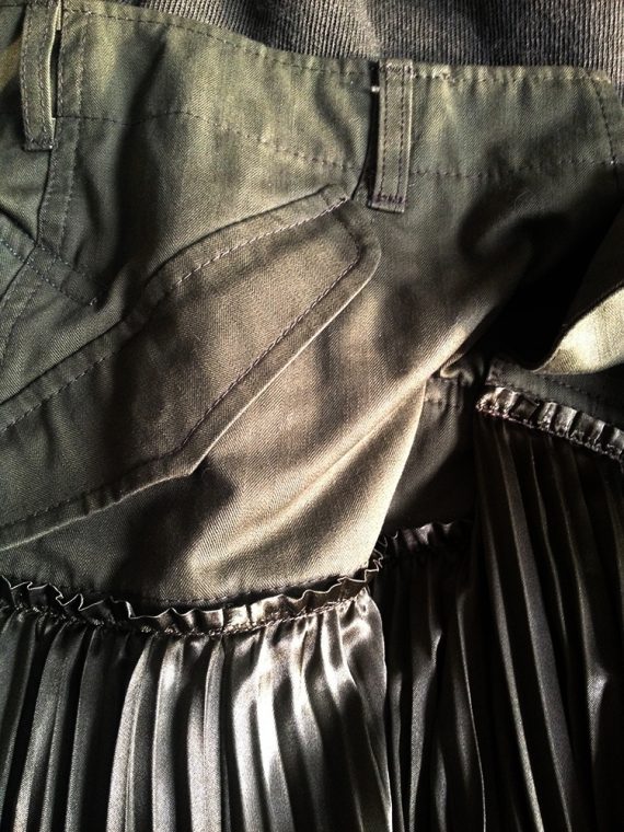 Junya Watanabe deconstructed green pleated skirt — fall 2010