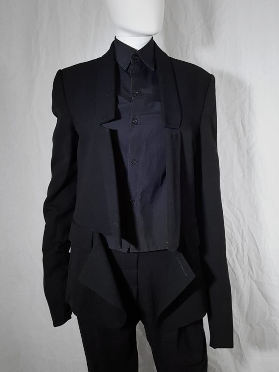 Ann Demeulemeester black blazer with cut panel runway fall 2011 _173628