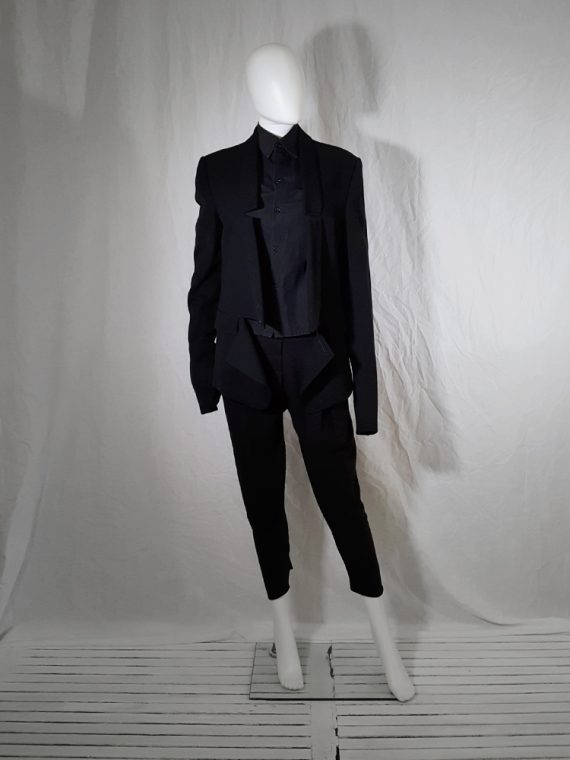 Ann Demeulemeester black blazer with cut panel runway fall 2011 _173644