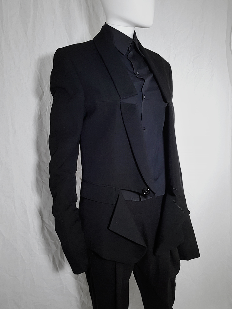 Ann Demeulemeester black blazer with cut panel — fall 2011 - V A N II T A S