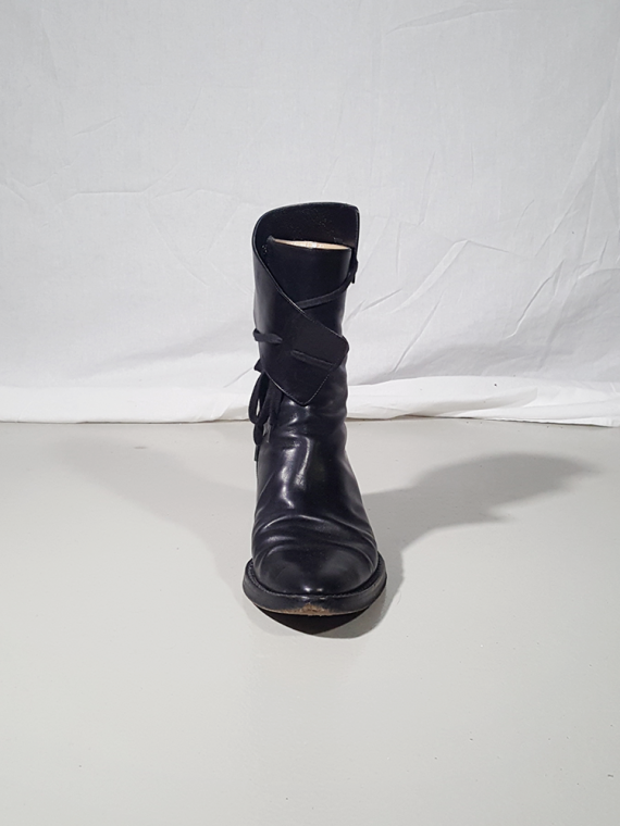 Ann Demeulemeester black pirate boots with curved heel (40) - V A N II ...