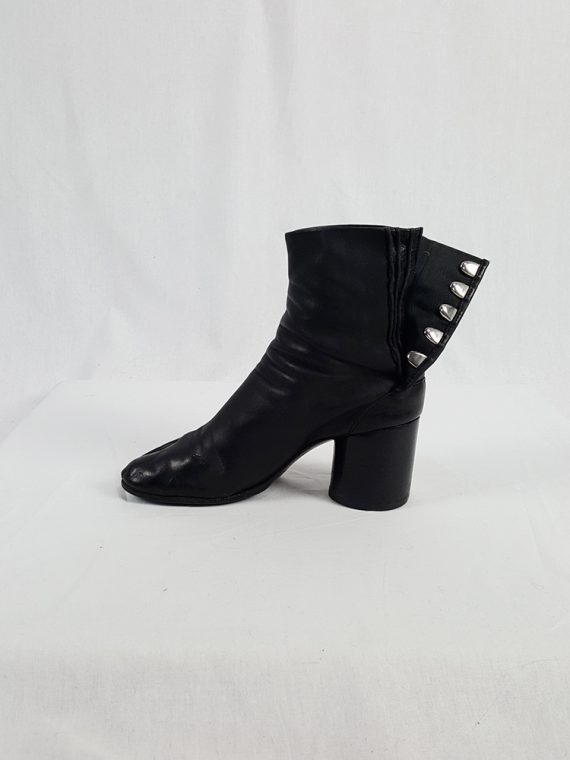 vintage Maison Martin Margiela black leather tabi boots with block heel 1990s archive 111842