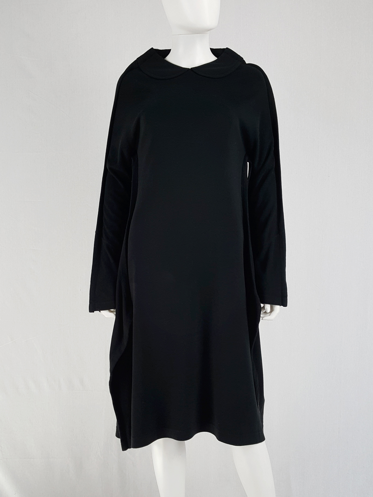 Comme des Garçons black 2D paperdoll dress — fall 2012 - V A N II T A S