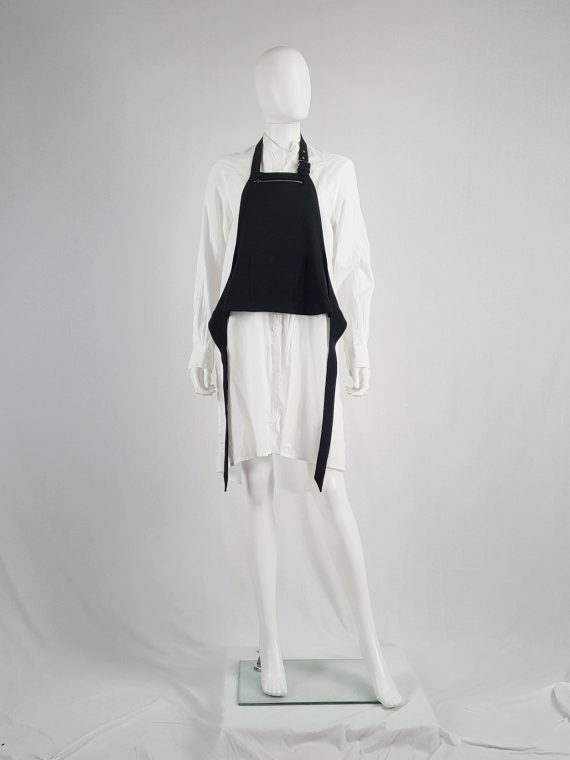 vaniitas vintage Lieve Van Gorp black short apron with belt strap and zipper 1990s 095606