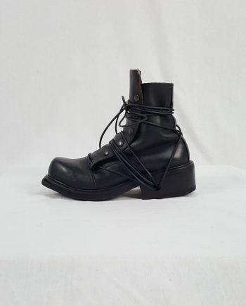 Dirk Bikkembergs black boots with snap button front and laces through the soles (42) — early 90's