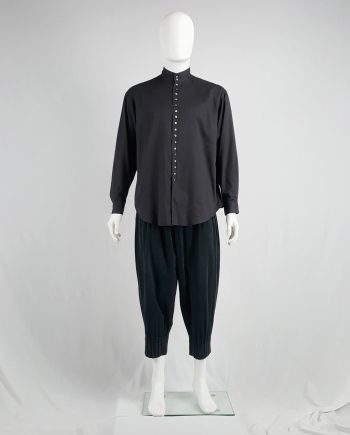 Issey Miyake Men black harem trousers with pleats on the waist and hems