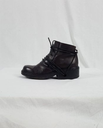 Dirk Bikkembergs burgundy boots with front flap and laces through the soles (37) — 90's