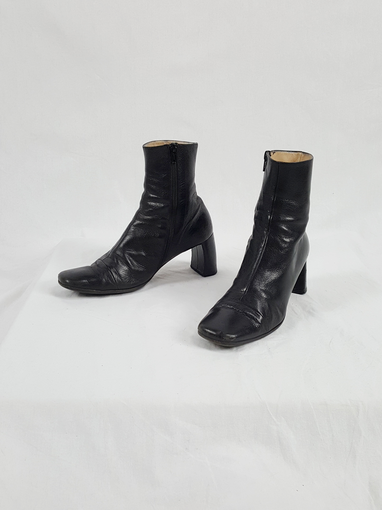 Ann Demeulemeester black ankle boots with banana heel (39) — early 90's ...