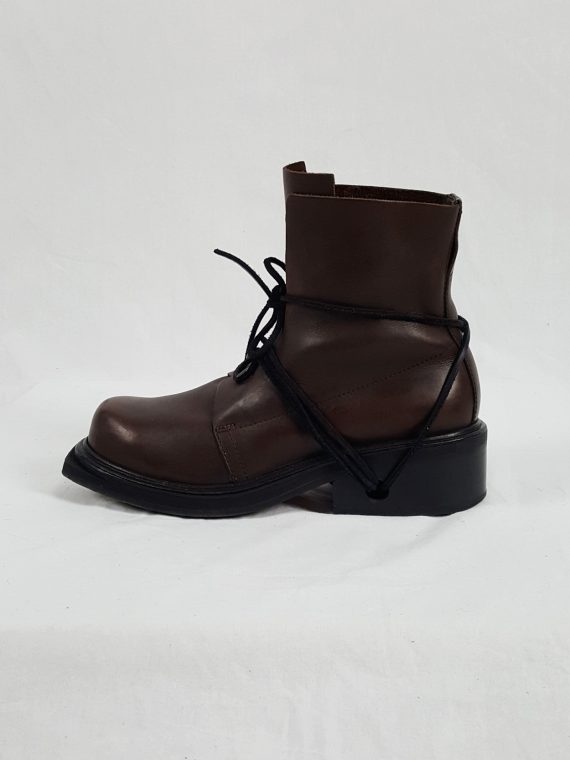 Vaniitas Dirk Bikkembergs brown boots with hooks and laces through the soles 90s 142436