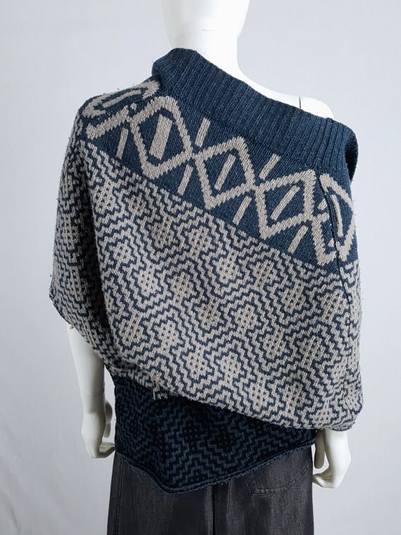 Vaniitas Dries Van Noten blue and beige knit top with geometric motif fall 2004 153112