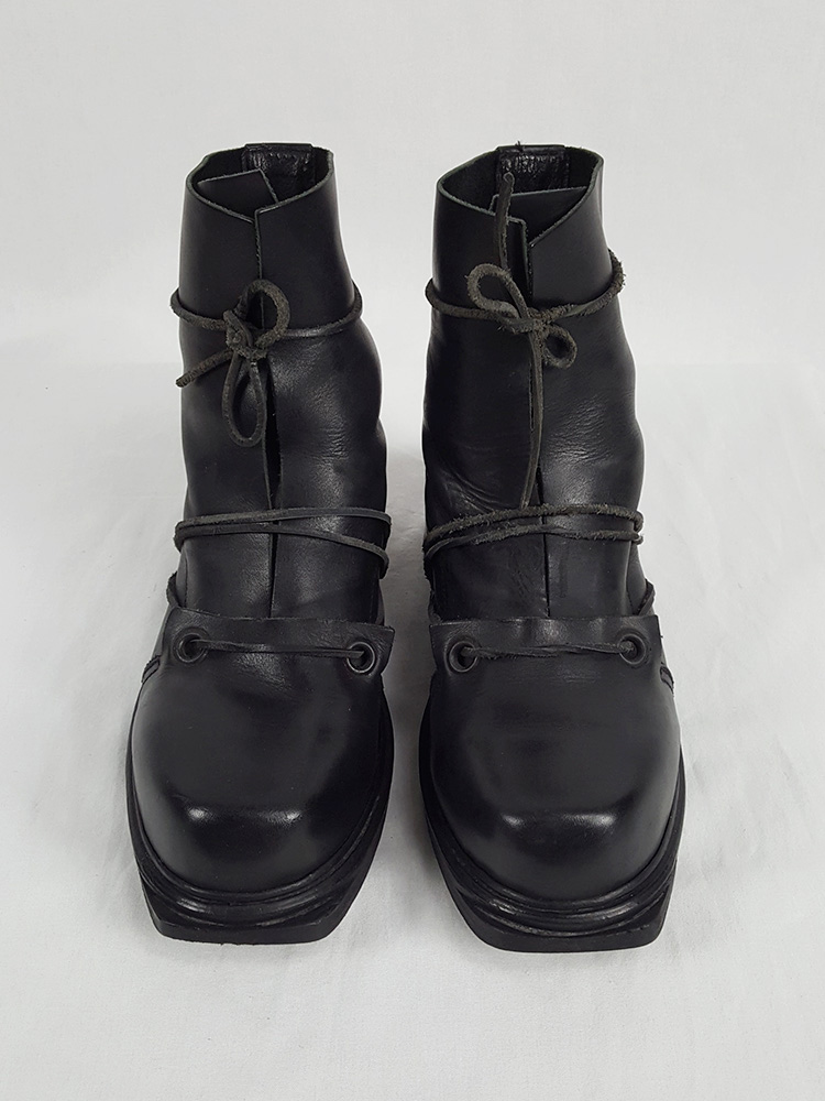 Dirk Bikkembergs black boots with laces through the soles (42) — late ...