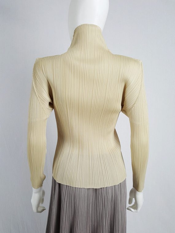 vaniitas vintage Issey Miyake Pleats Please beige pleated jumper with square shoulders 133553