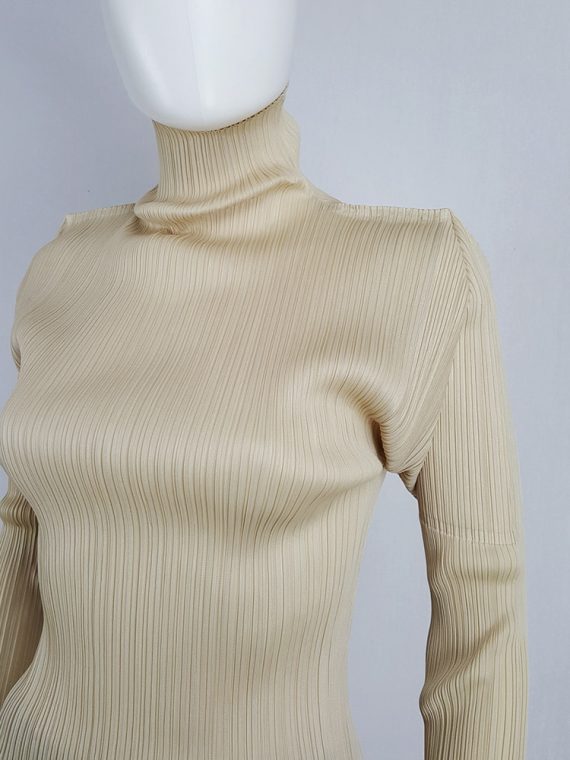 vaniitas vintage Issey Miyake Pleats Please beige pleated jumper with square shoulders 133826