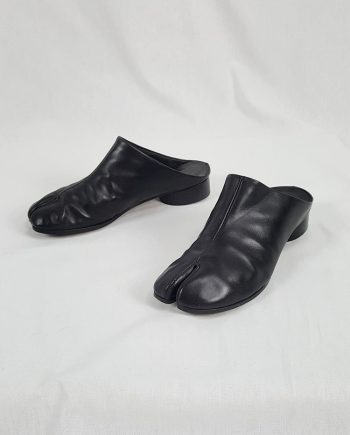 Maison Martin Margiela black tabi slipper with low heel — spring 2002