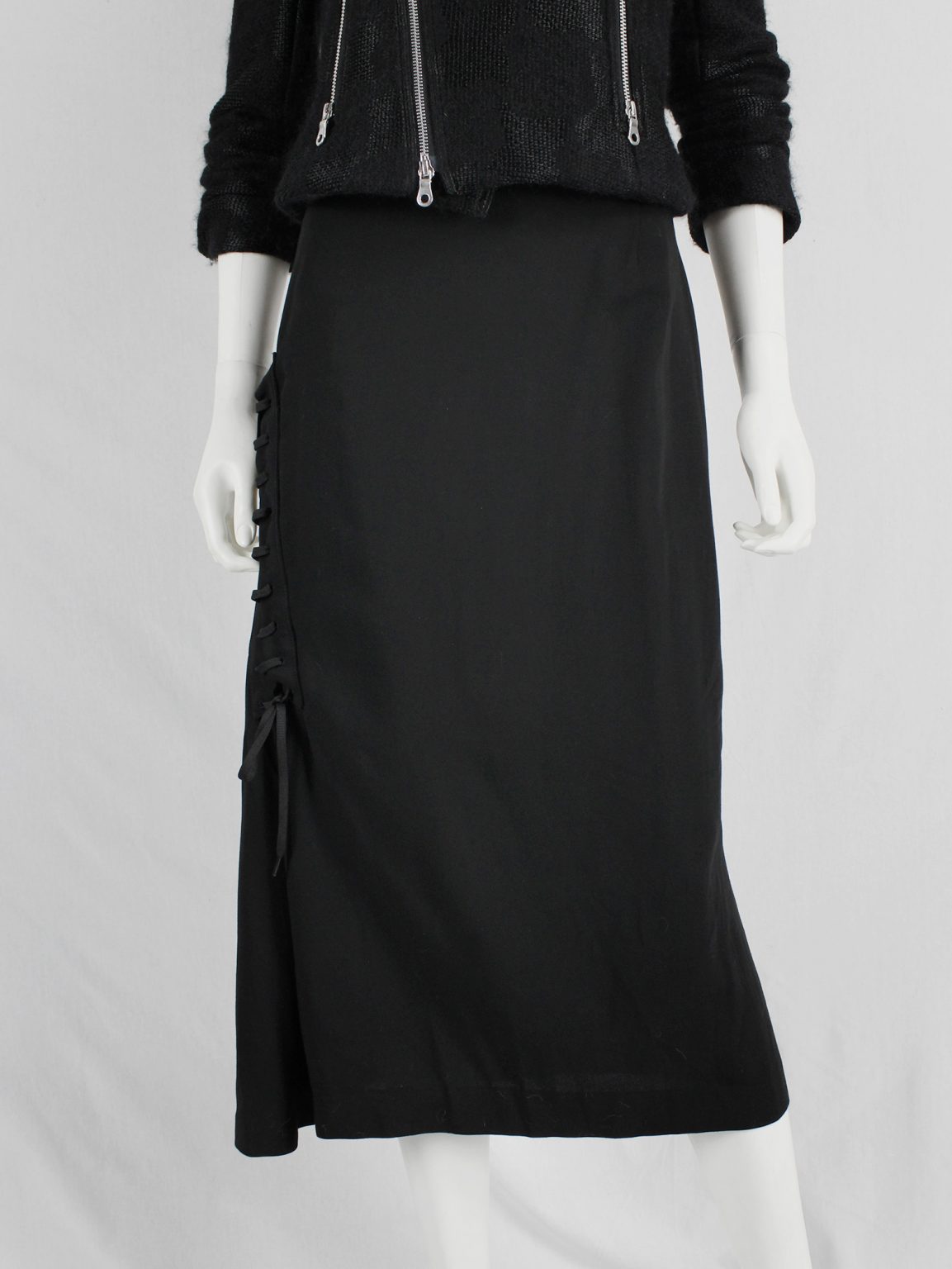 A.F. Vandevorst black skirt with corset-lacing on the side — fall 2006