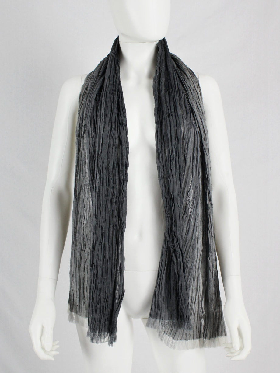 Issey Miyake grey ombre scarf with wrinkled pleats 1980s 80s 6818