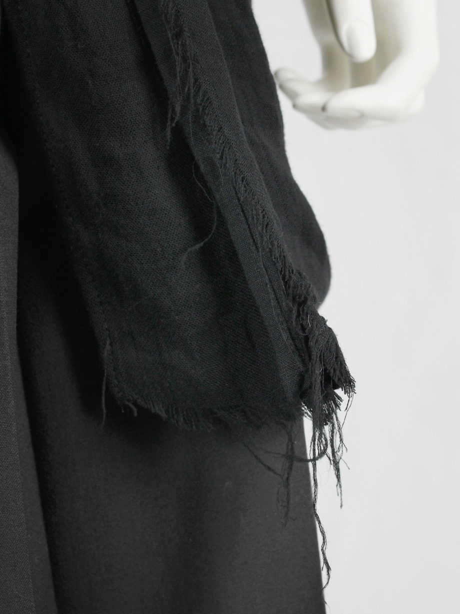 vaniitas Yohji Yamamoto long black asymmetric blazer with frayed finish 0555