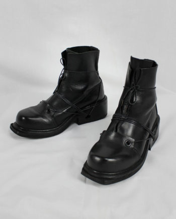 Dirk Bikkembergs black mountaineering boots with laces through the soles (41) — late 90’s