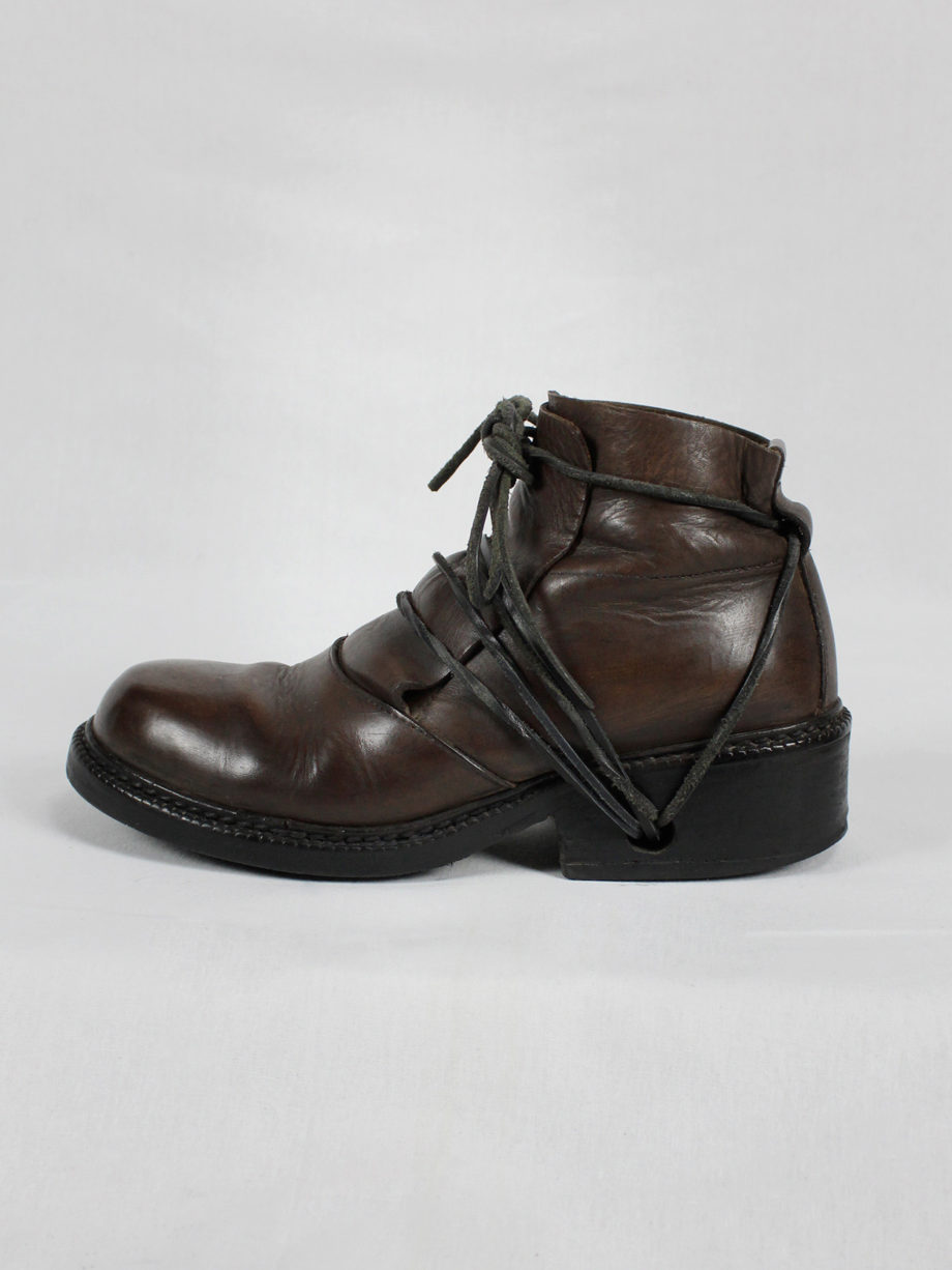 Dirk Bikkembergs brown boots with flap and laces through the soles (39) — fall 1994