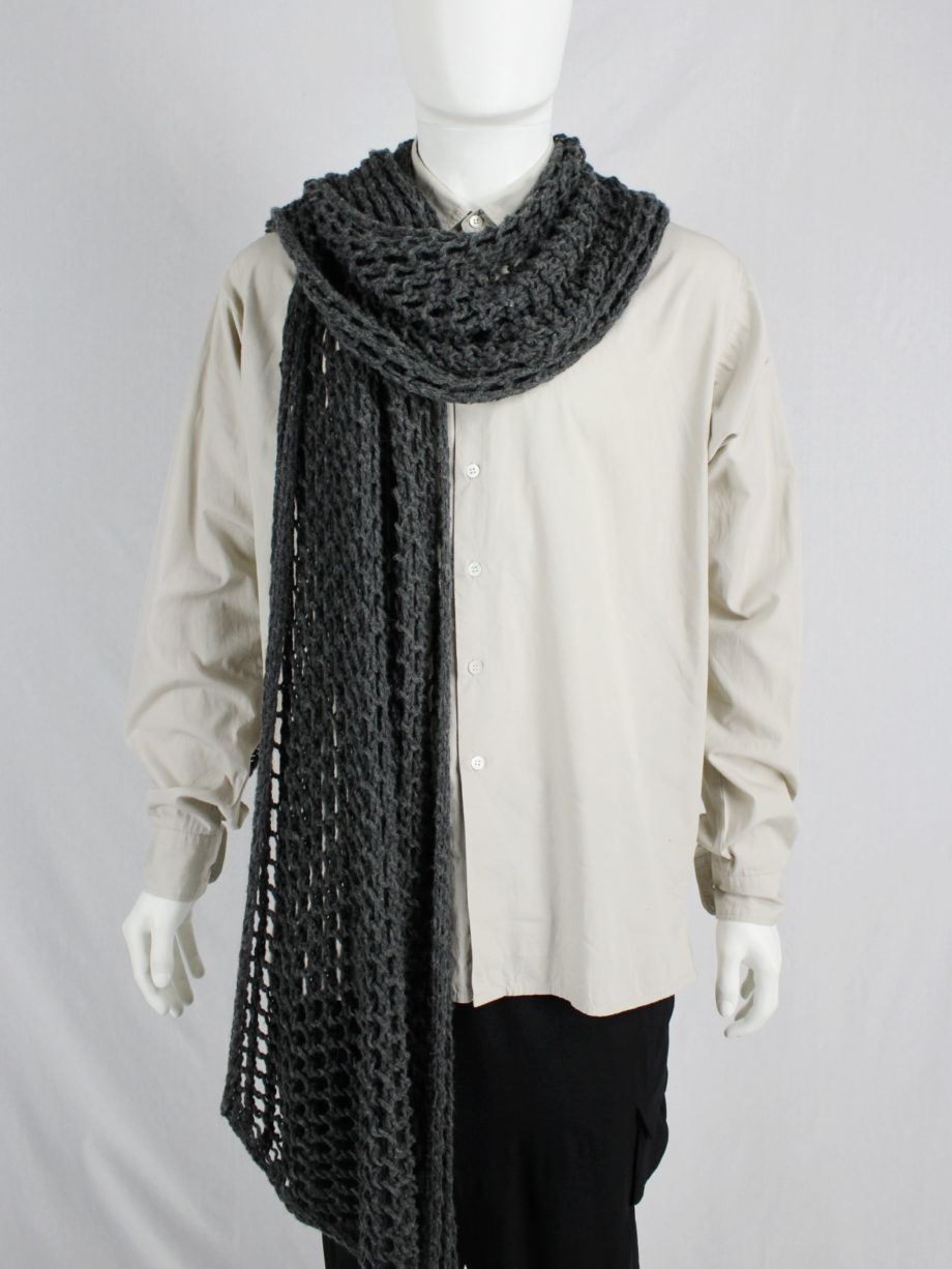 Dries Van Noten grey scarf in an oversized fishnet knit - V A N II T A S