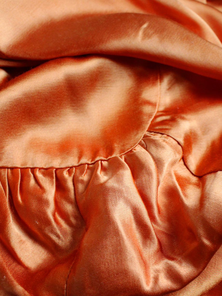 vaniitas Maison Martin Margiela orange seat cover skirt fall 2006 (14)