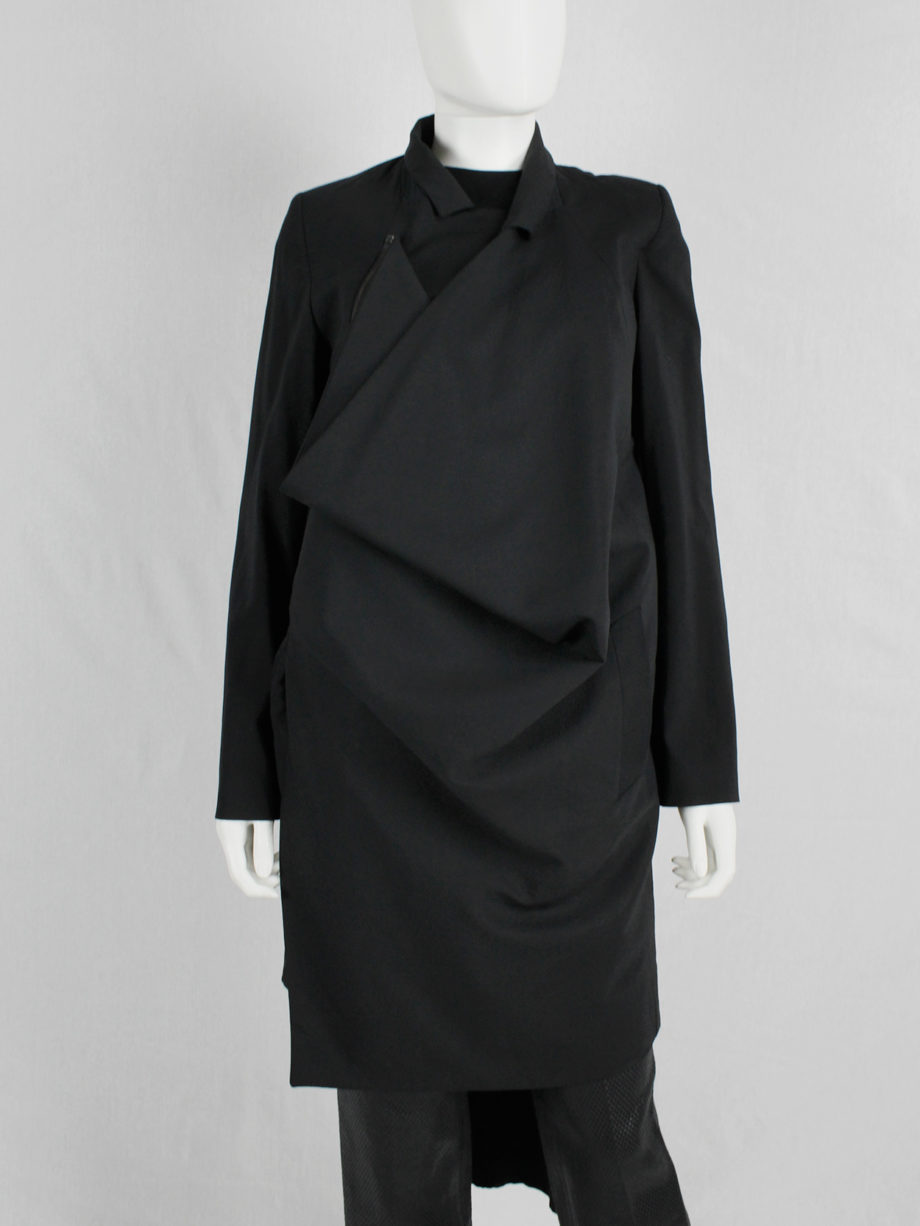 vaniitas vintage A.F. Vandevorst black asymmetric jacket with draped volume (6)