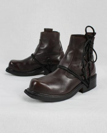 Dirk Bikkembergs brown boots with hooks and laces through the soles (44) — mid 90's