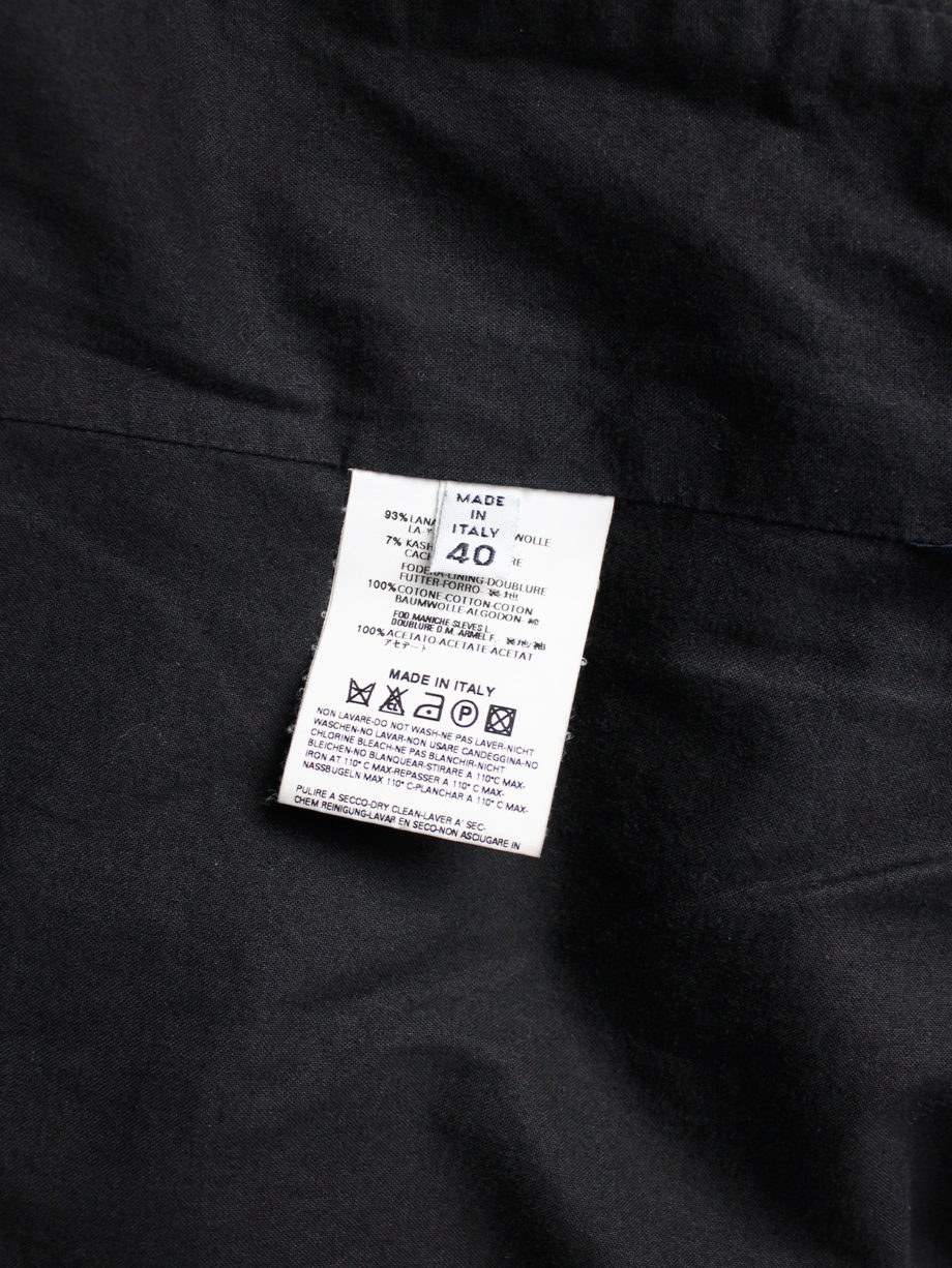 vaniitas Maison Martin Margiela pinstripe blazer with detached lapel and exclusive fabric tags fall 2004 (20)