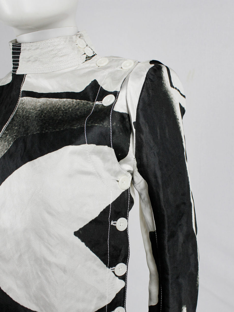 Ann Demeulemeester black and white fencing jacket with side button closure runway spring 2011 (10)