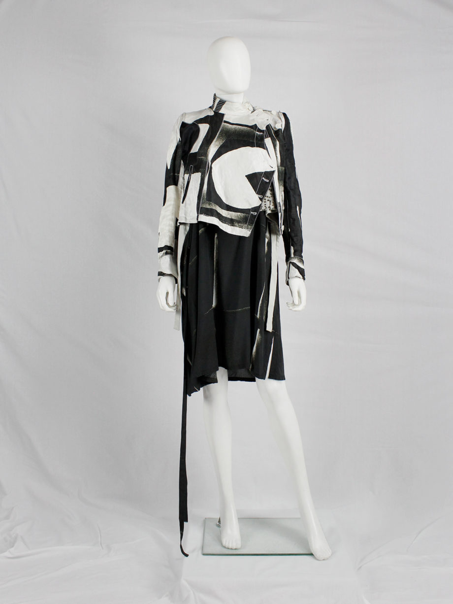 Ann Demeulemeester black and white fencing jacket with side button closure — spring 2011