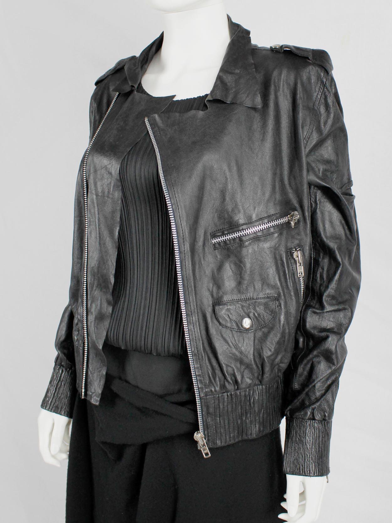 Marjan Pejoski black leather biker jacket with emboidered skull - V A N ...