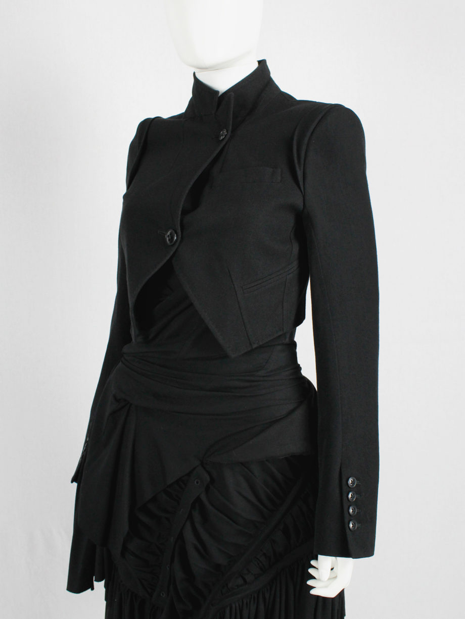 Ann Demeulemeester black cropped blazer with cutaway front runway fall 2006 (12)