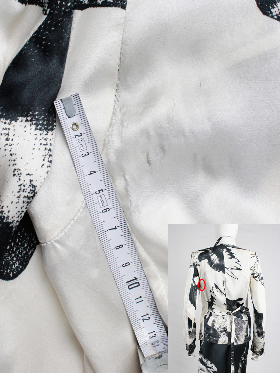 Ann Demeulemeester white asymmetric bird print jacket with inner belt strap spring 2010 (8)