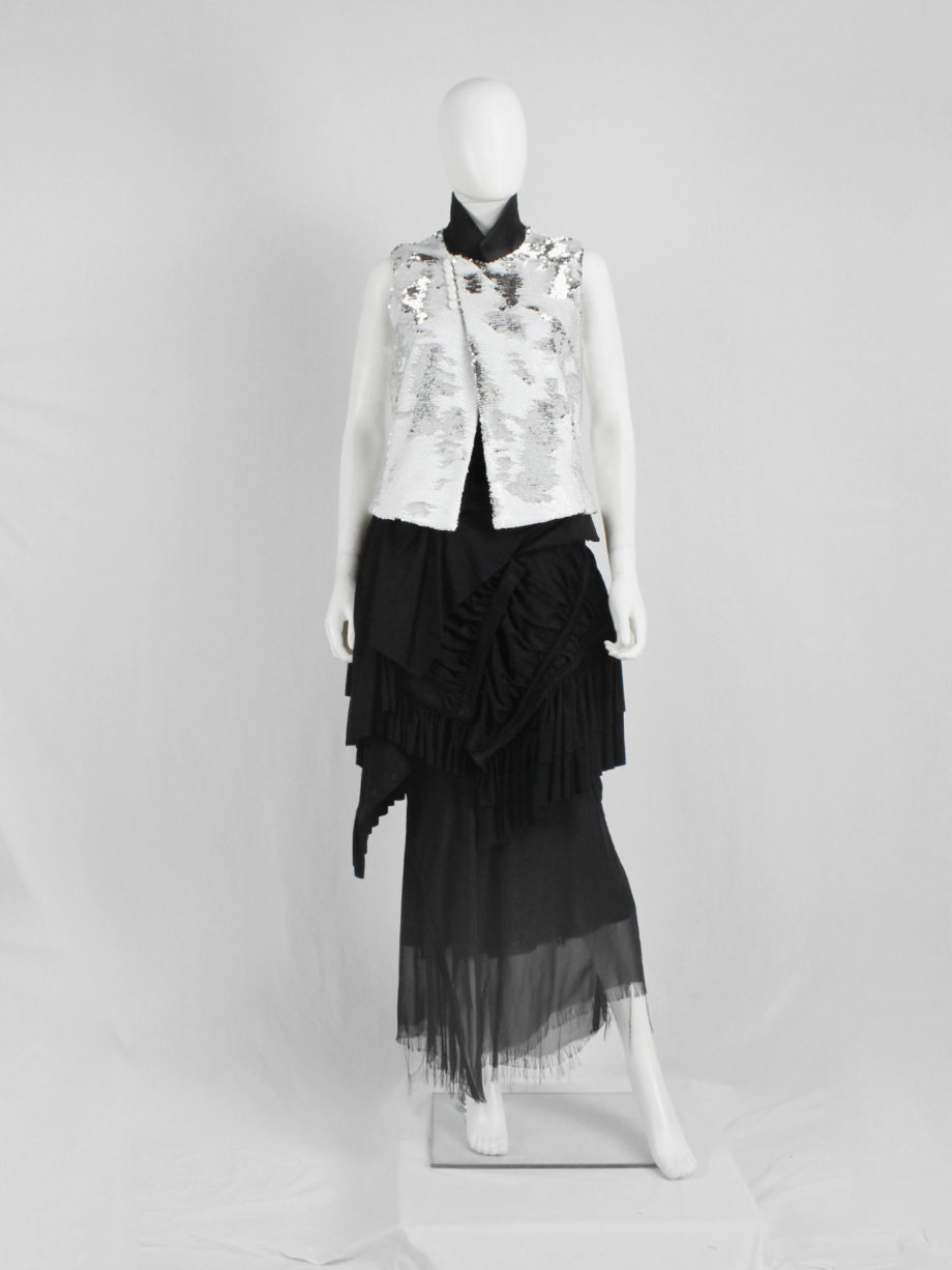 Vandevorst white runaway bride waistcoat with two way sequins spring 2017 (6)