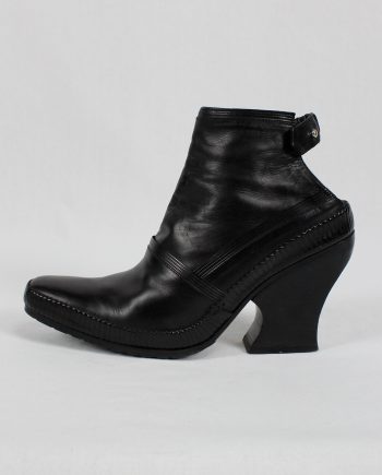 Lieve Van Gorp black cowboy ankle boots with curved heel (38/39) — 1990's