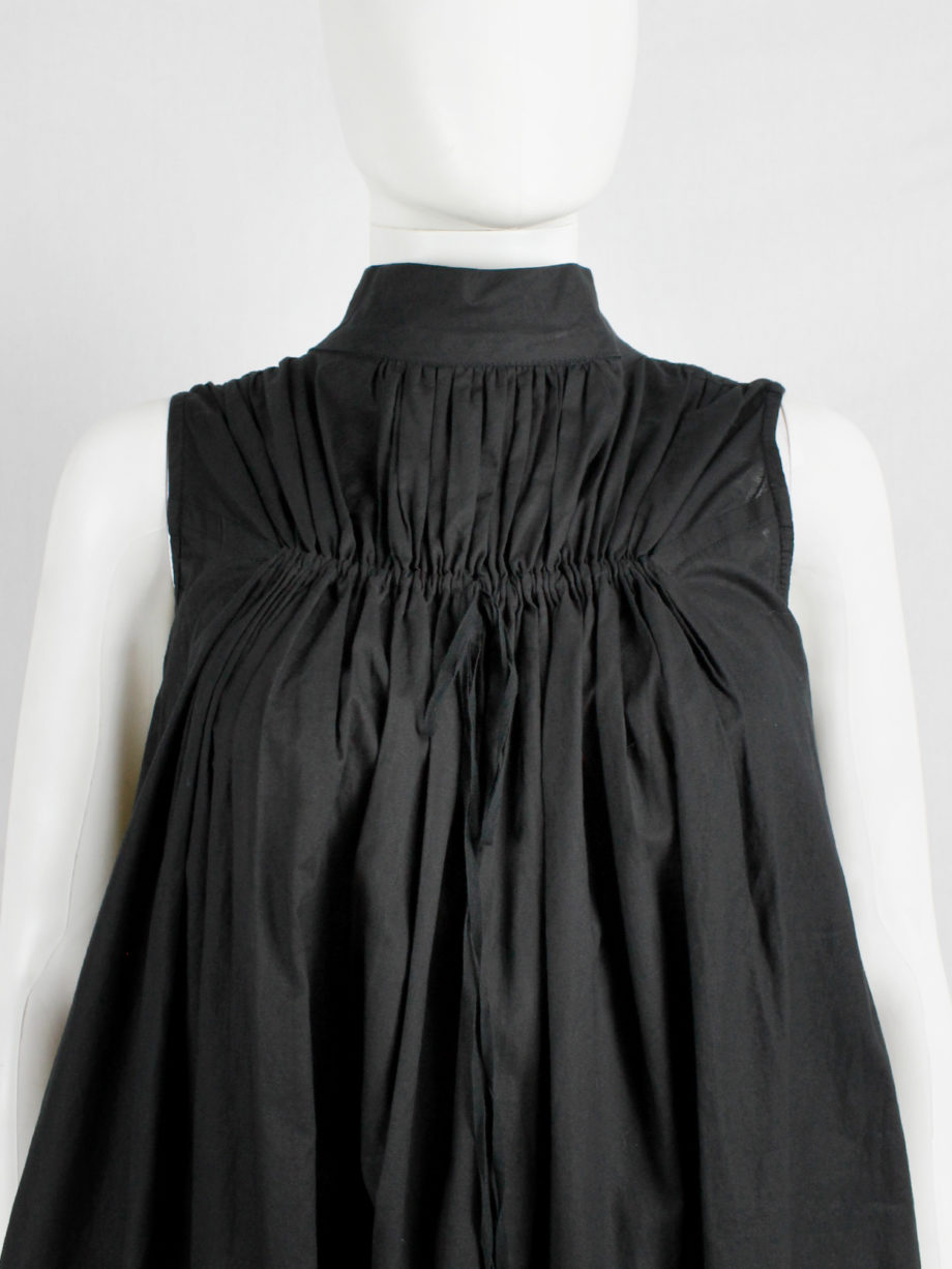 Ann Demeulemeester black garhered dress or top with fine pleats at the top fall 2009 (2)