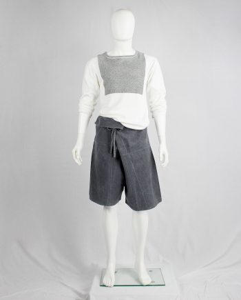 Bless n°20 grey extra oversized stoneshorts with paperbag waist — 2003