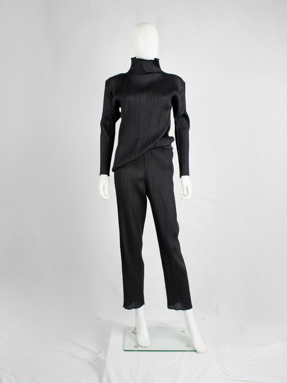 Issey Miyake Pleats Please black pleated trousers with cigarette legs (6)