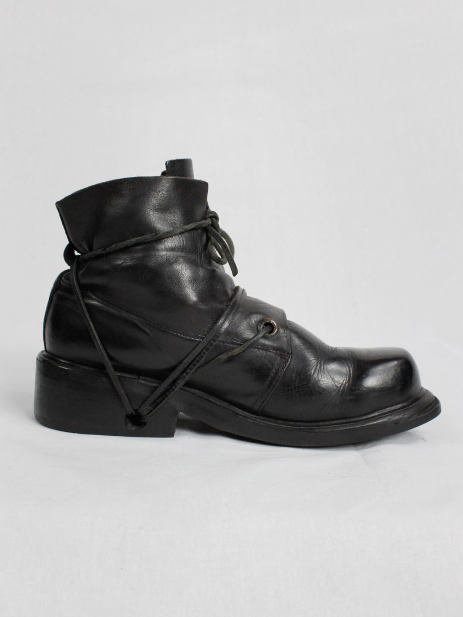 Dirk Bikkembergs black mountaineering boots with laces through the soles 1990s 90s (3)