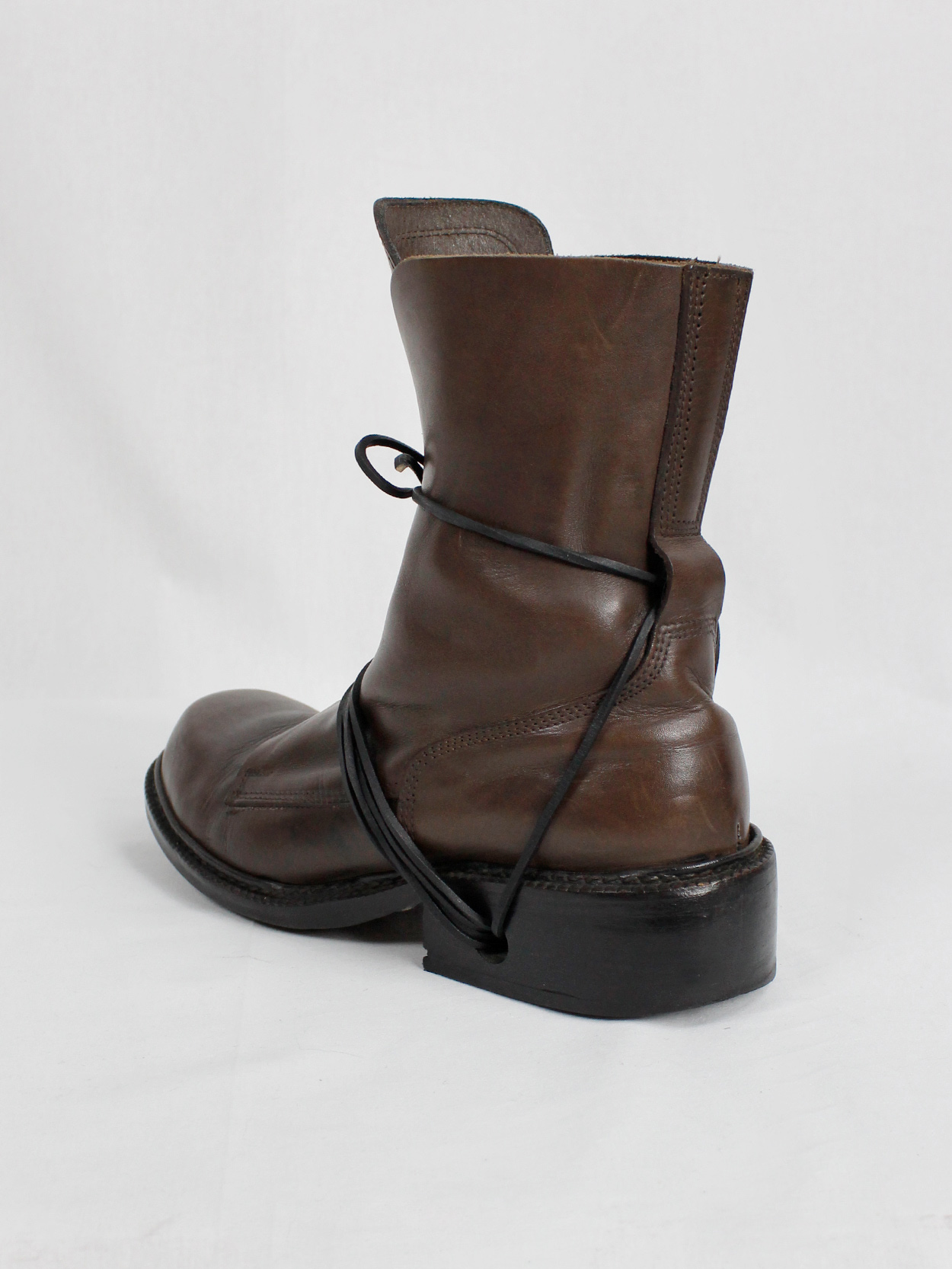 Dirk Bikkembergs brown tall boots with laces through the soles (42 ...