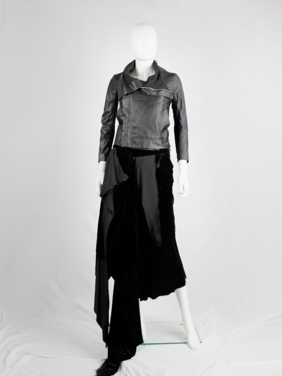 Rick Owens black leather classic biker jacket with standing neckline and cropped sleeve (1)
