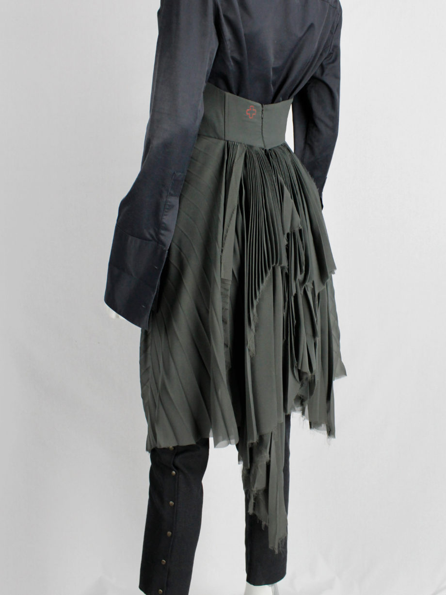 A.F. Vandevorst forest green dress with twisted accordeon pleats — fall 2011