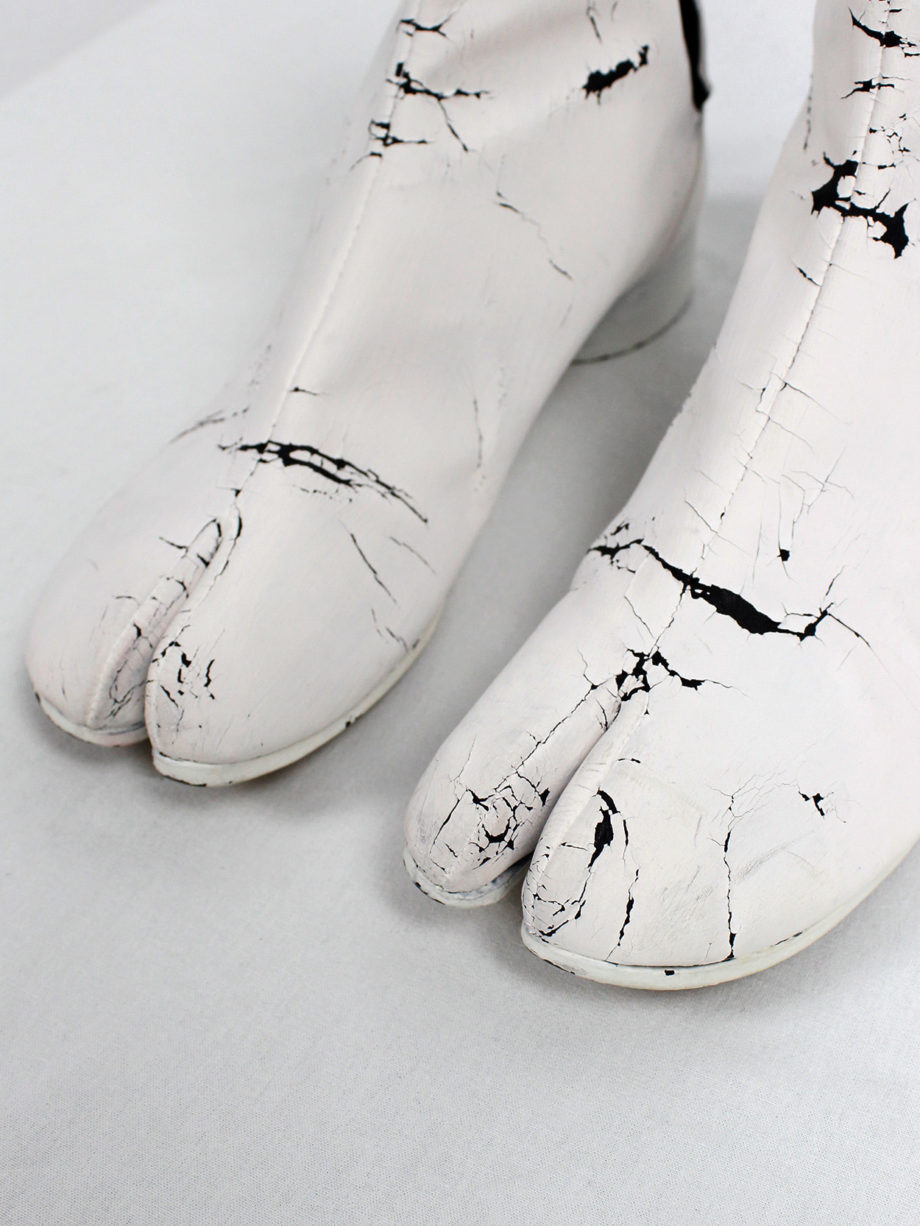 Maison Martin Margiela white painted tabi boots with low heel (39) — fall 1998
