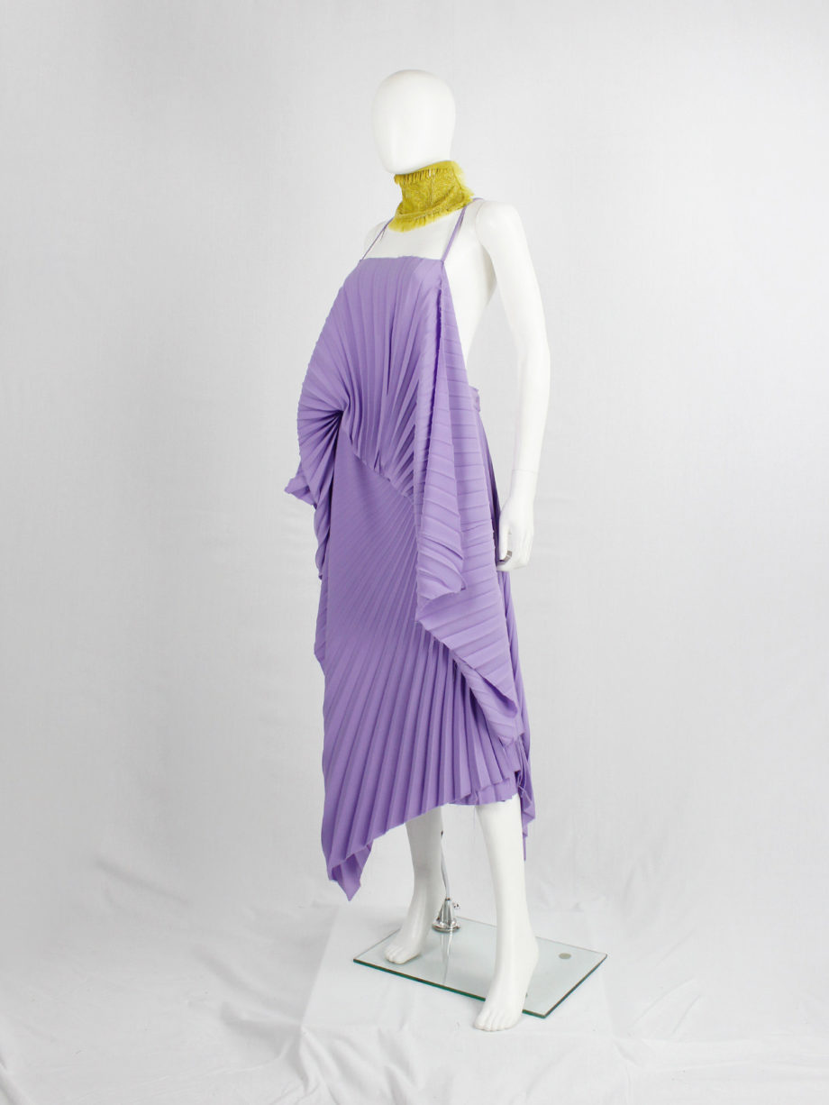af Vandevorst purple draped backless dress with accordeon pleats spring 2008 (11)