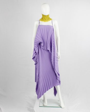 A.F. Vandevorst purple draped backless dress with accordeon pleats — spring 2008