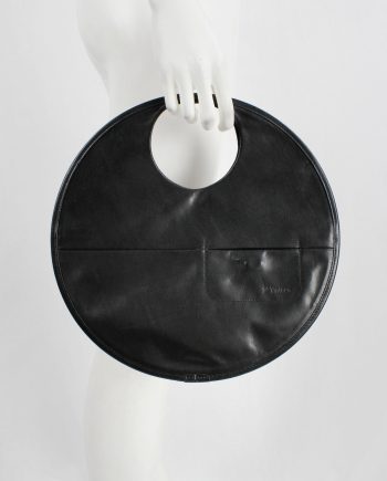 Y'SACCS Pour Tous black circle shaped handbag — 1990's