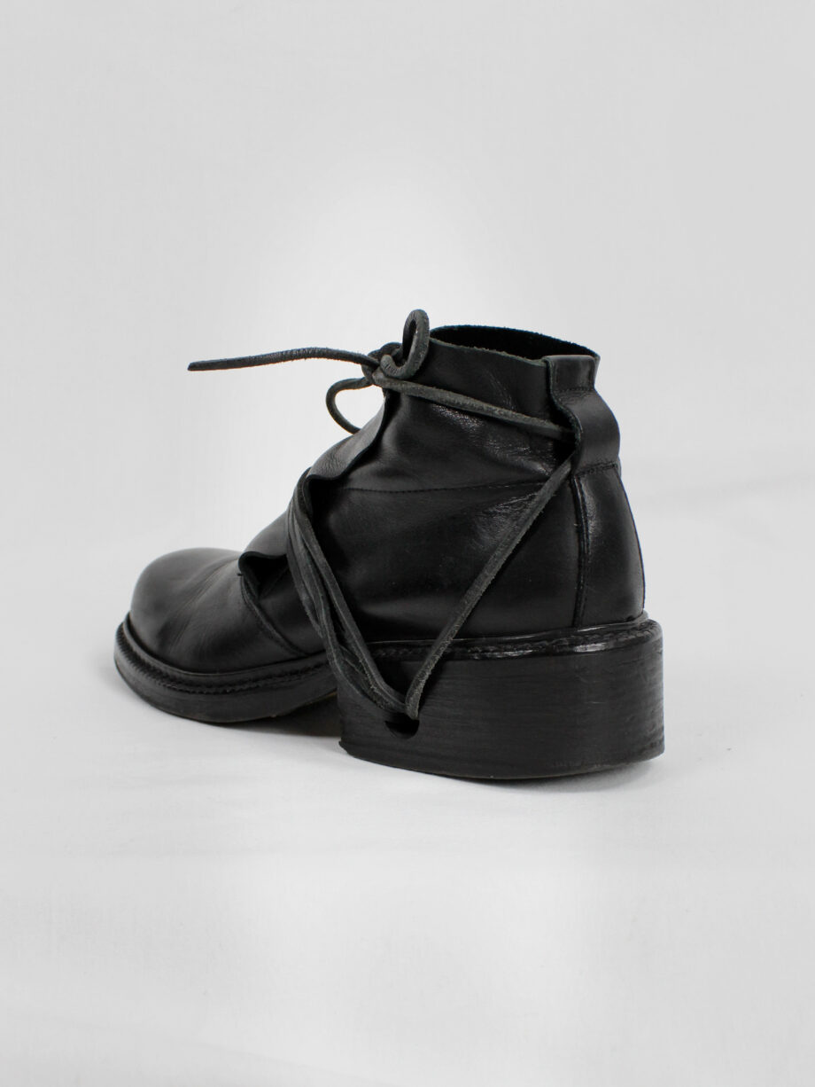 Dirk Bikkembergs black boots with flap and laces through the soles fall 1994 (22)