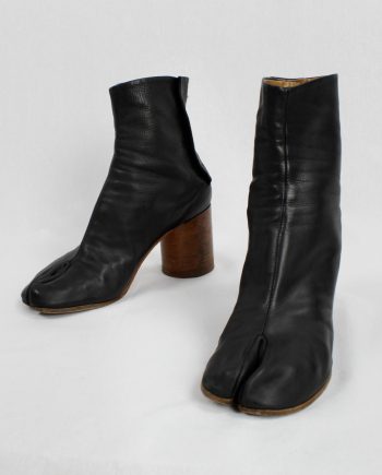 Maison Martin Margiela black tabi boots with wooden heel (40) — spring 2013